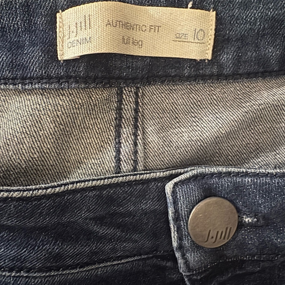 J. Jill Denim Athletic Fit Full Leg  Patch Pockets Dark Wash Jeans Size 10 - Picture 5 of 5